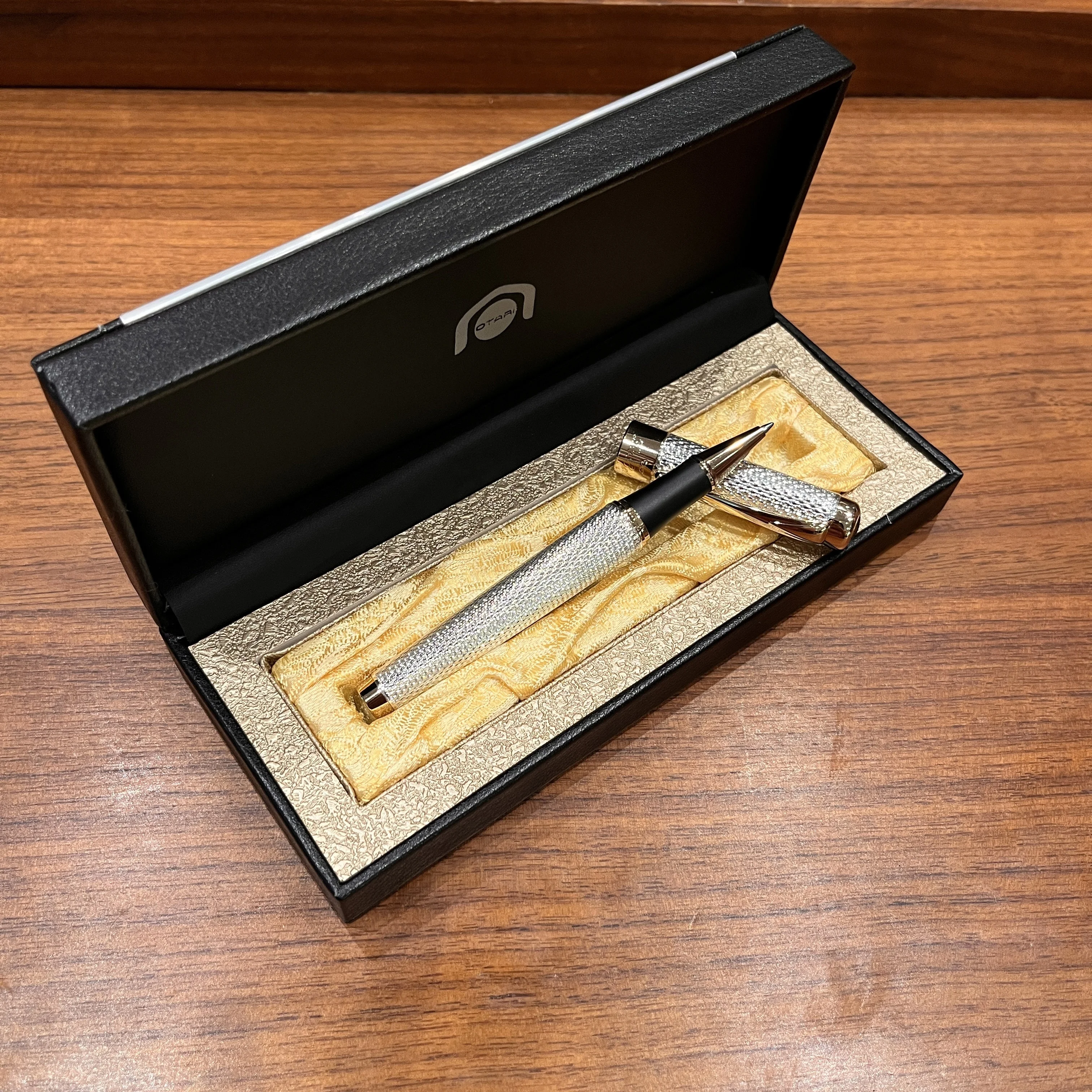 jinhao 1200 business gift custom logo ball pen shinny design heavy metal ballpoint pen set