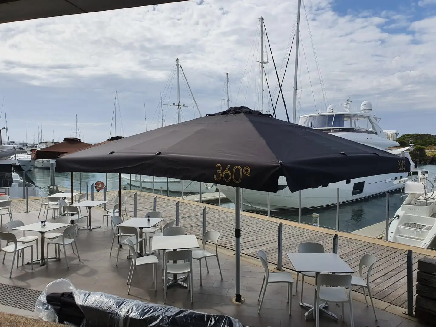 Newly Design Outdoor Patio Big Parasol with Light Aluminum