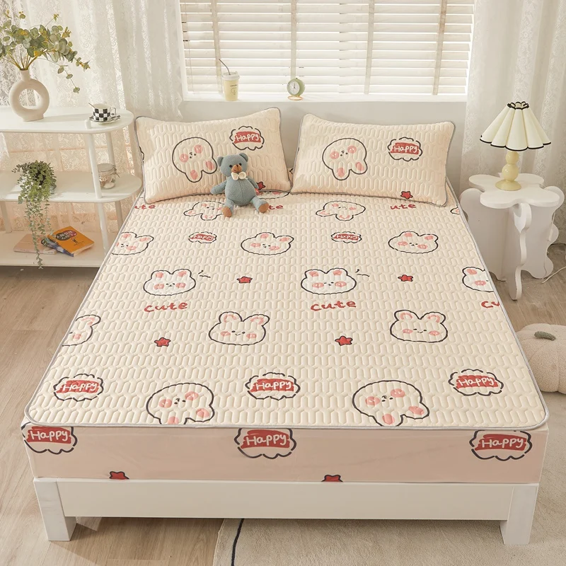 High Quality Anti-pilling Waterproof Ice Silk Fabric Latex Mattress Protector Bed Fitted Sheet Set for Summer Bedroom Use