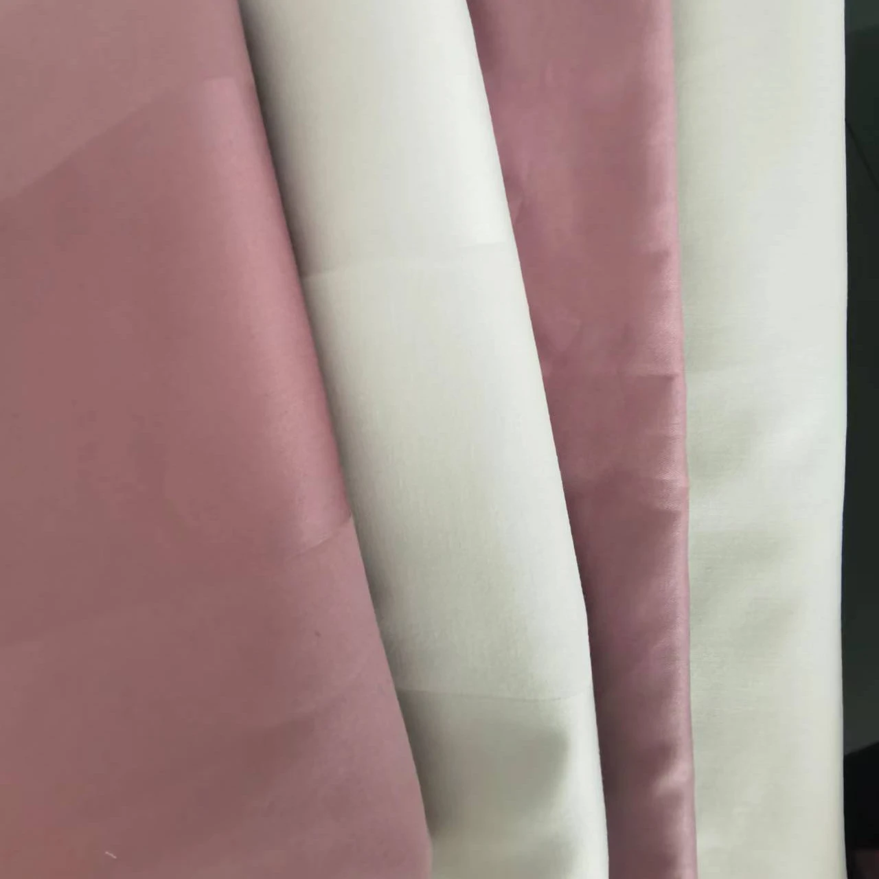 110inch 300TC Satin Stripe fabrics Home/hotel/hospital beddings Mercerize Fabric 100% Cotton Fabric 280cm width 60x40 173x120