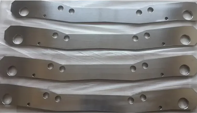 Медицинская 1 мм перфорированная титановая алюминиевая пластина из листового металла для черепа