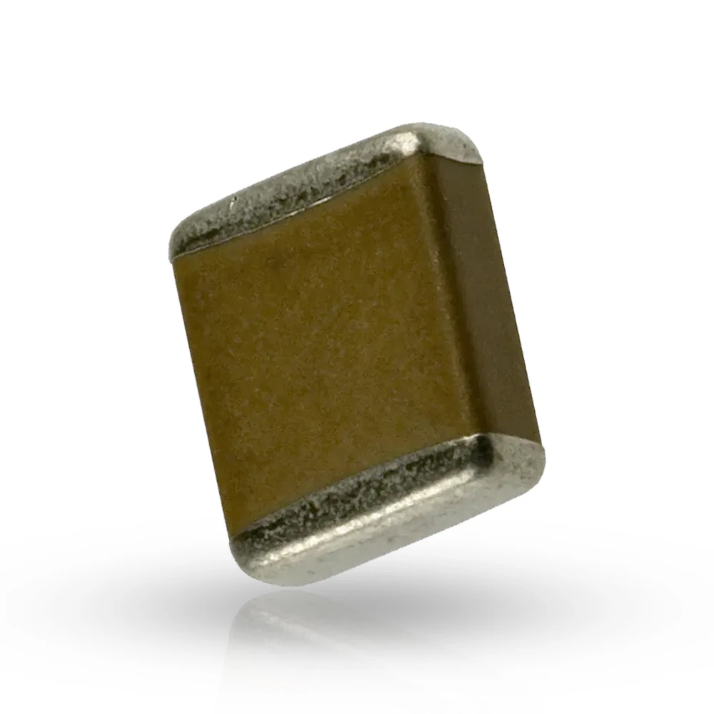 3300pF 10% 250V Чип Монолитный Керамический Конденсатор X7R 2220 ( 5750 метрический ) GA355QR7GF332KW01L в наличии