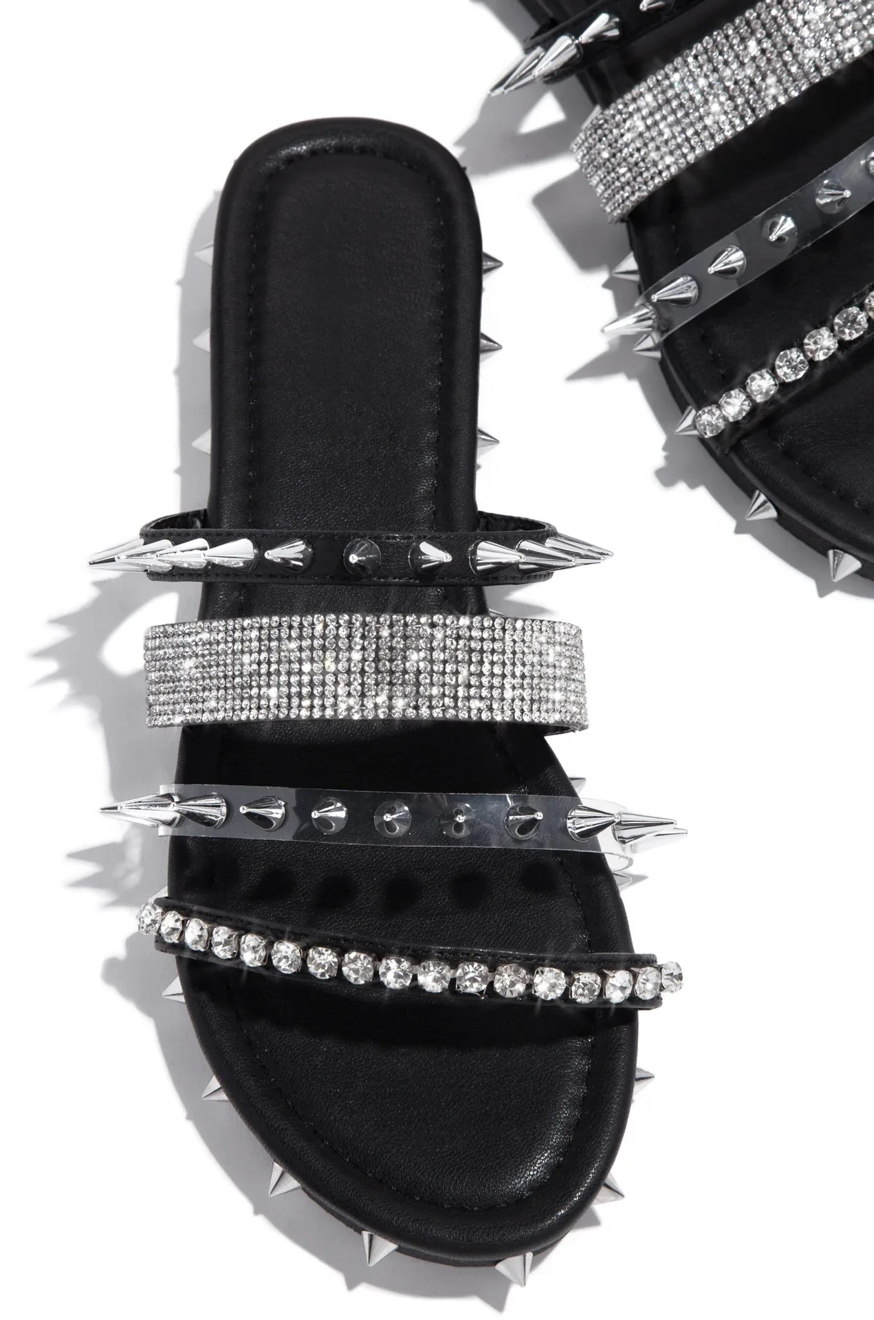 
2020 New Fashion Women Flat With Block Buckle Strap Open Toe Summer Slipper Lady Rivet Sandals 