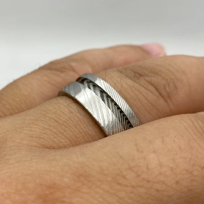 Damascus steel Hot Sale 2022 New Product For Men Party Gift Engagement  OEM  RIng