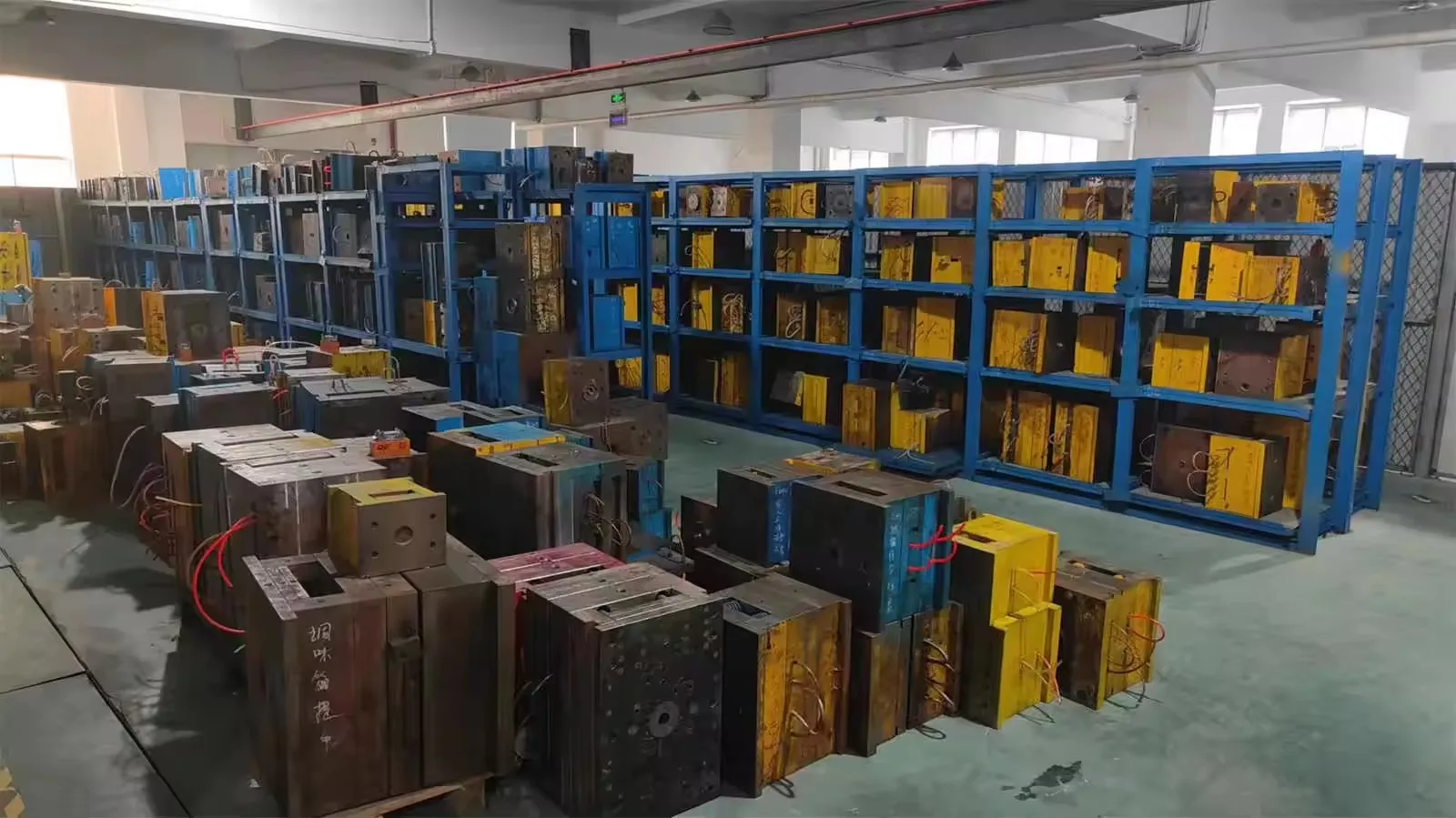 Factory Custom Logo Spiral School Notebooks Student Stationery Writing Notebooks Notepad