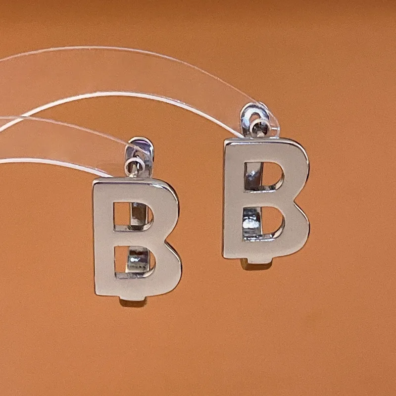 Huggie Earrings with Simple Designs Jewelry Big Letter B for Woman Pictures of Small  Gold Gift White Party Ear Clip