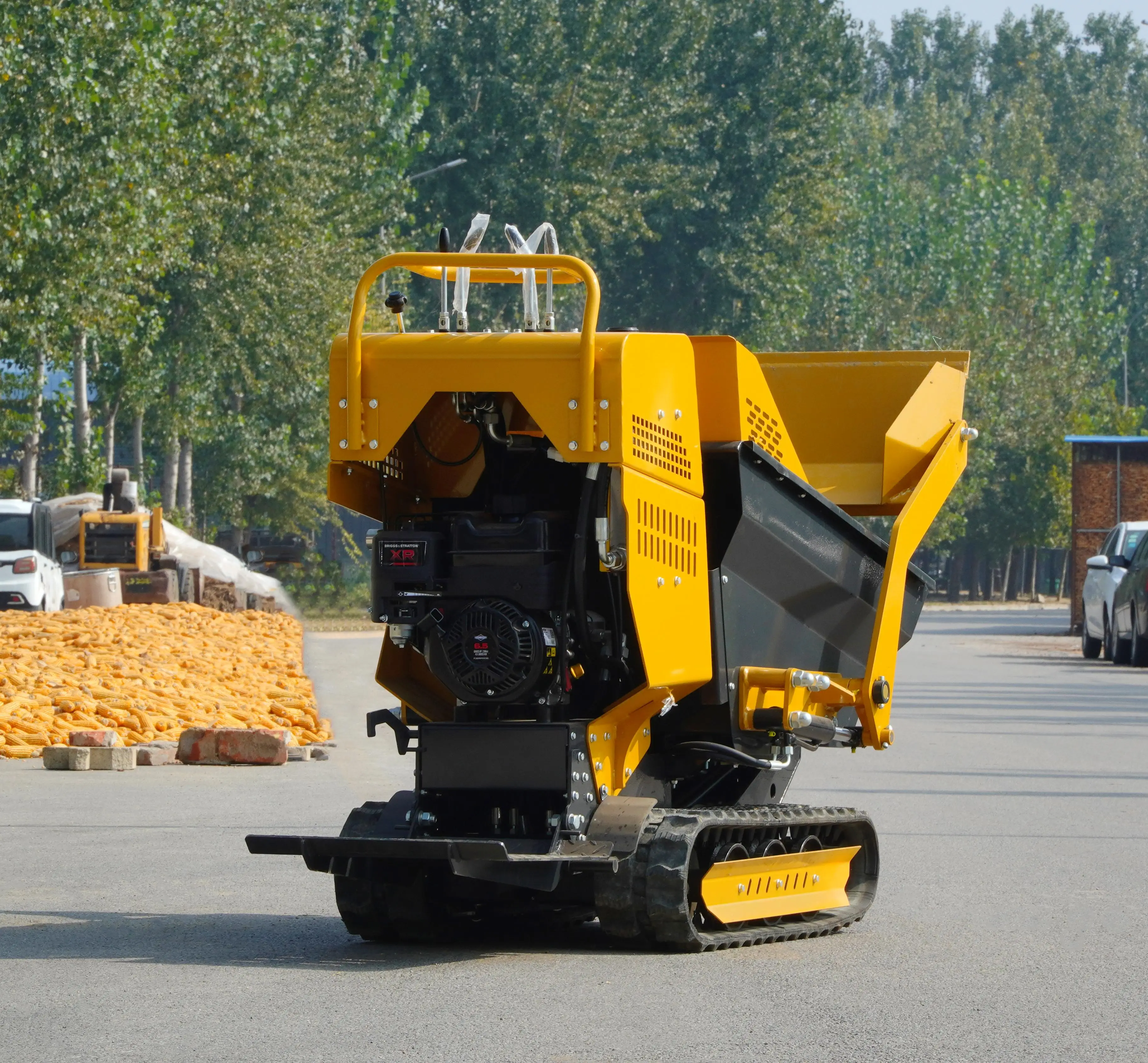 Construction Machinery 0.5ton Self Loading Hydraulic All Terrain Drive Vehicle Gasoline Crawler Loader Concrete Mini Dumper