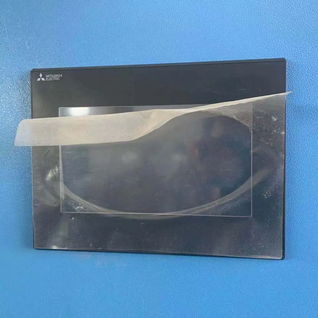 2000Bph 4 Cavity Zhengge ZG-2000A Semi Automatic Blowing Machine For Diverse PET Plastic Bottle