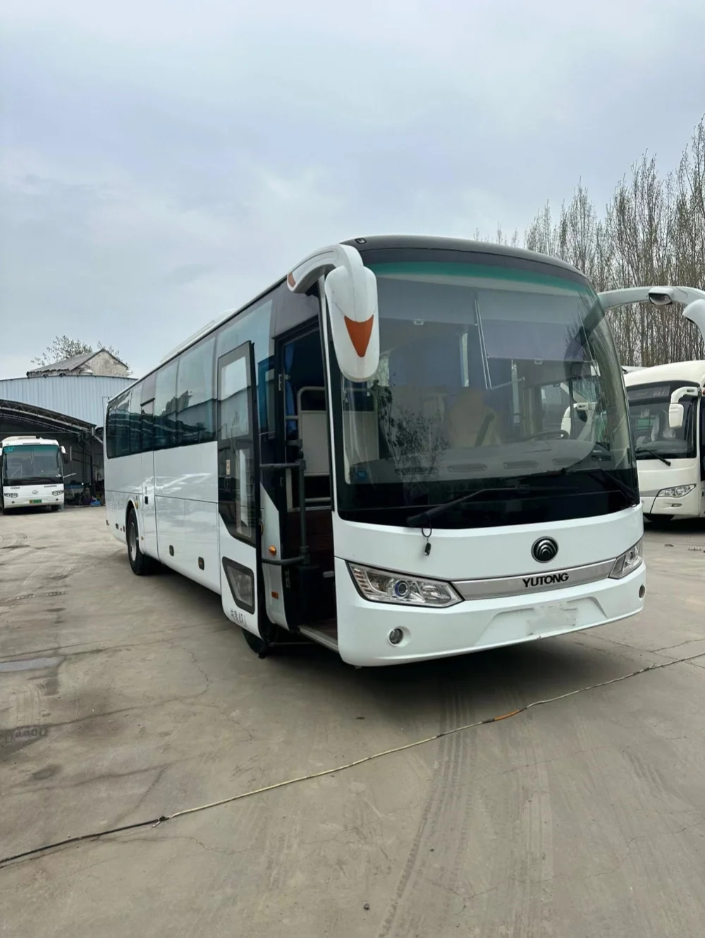 2018 год Подержанный популярный дешевый электрический автобус на 48 мест Yu tong большой автоматический для экспорта