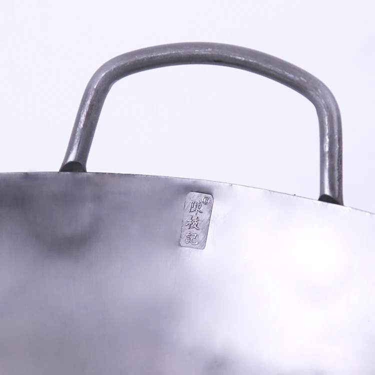 China Restaurant Double Ear Chef Fry Wok Gas Cooker Traditional Pot With Binaural Iron Non Coating