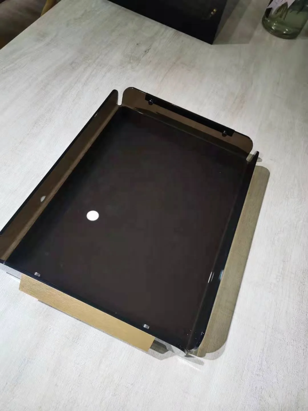 fashion style factory directly offer acrylic serving tray with handle for hotel ,home ,ktv ,club