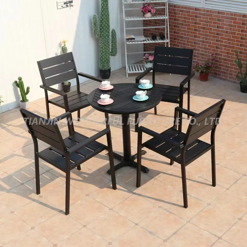 Simple Garden Furniture Leisure Garden Plastic Wood Tables and Chairs