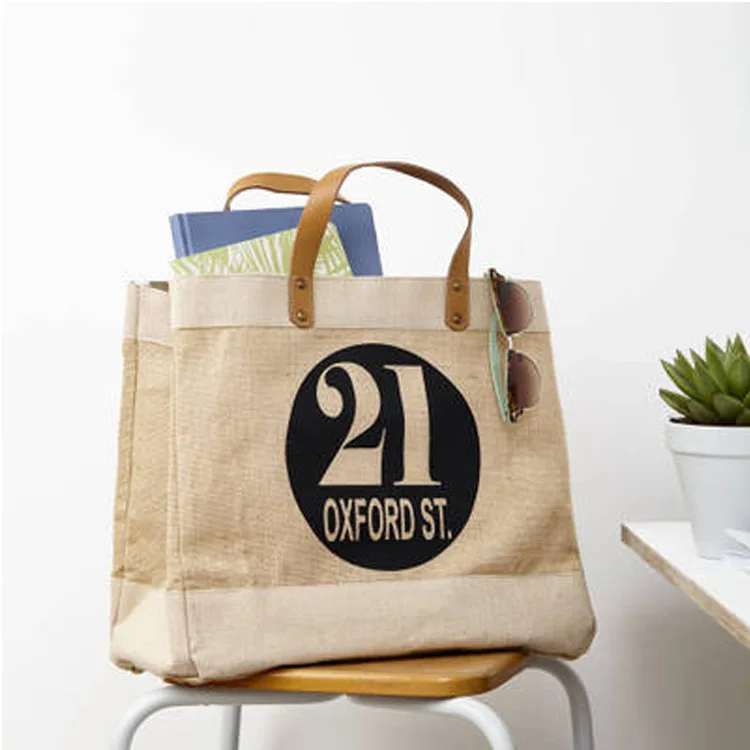 custom logo natural reusable burlap laminated shopping wholesaler jute burlap tote beach bag with leather bamboo handle