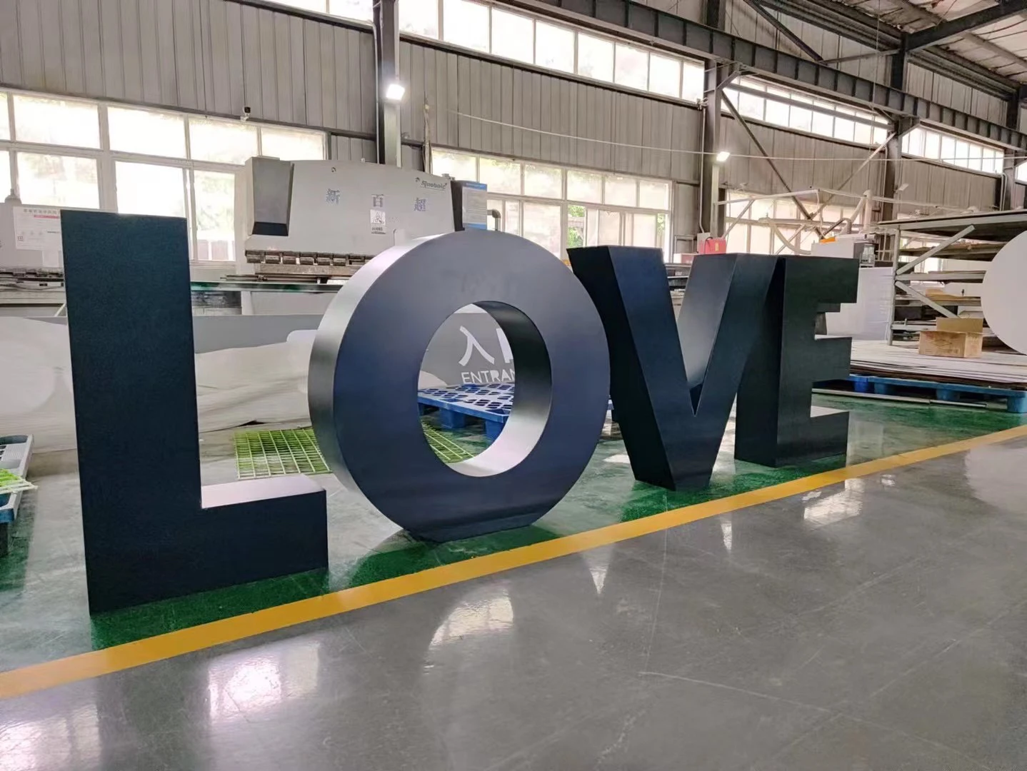 High Quality Outdoor Rust-proof Metal Large Letters Commercial Building Landmarks Stainless Steel 3d Metal Letters