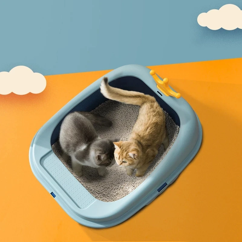 Cat Litter Box Design Semi-enclosed Sandbox Big Space Toilet Detachable Prevent Splash Tray Goods for Kittens Cat Bedpans
