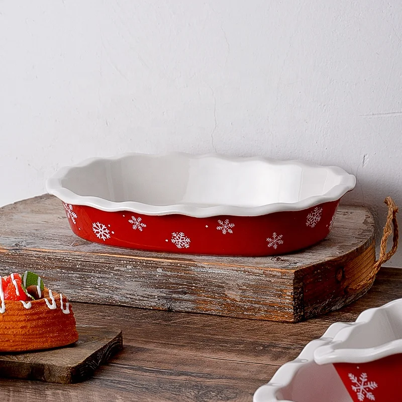 Popular Red Color Ceramic Bakeware Snowflake Pattern Christmas Style Stoneware Baking Dish Restaurant Pie Tray