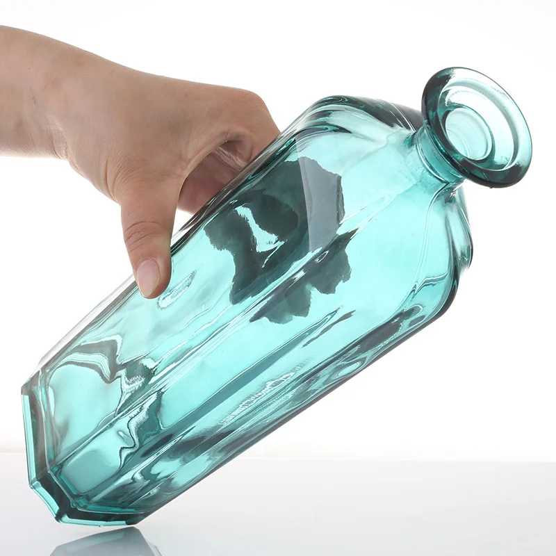 Wholesale Low MOQ vodka Stock empty bottle High-quality 750ml Whiskey