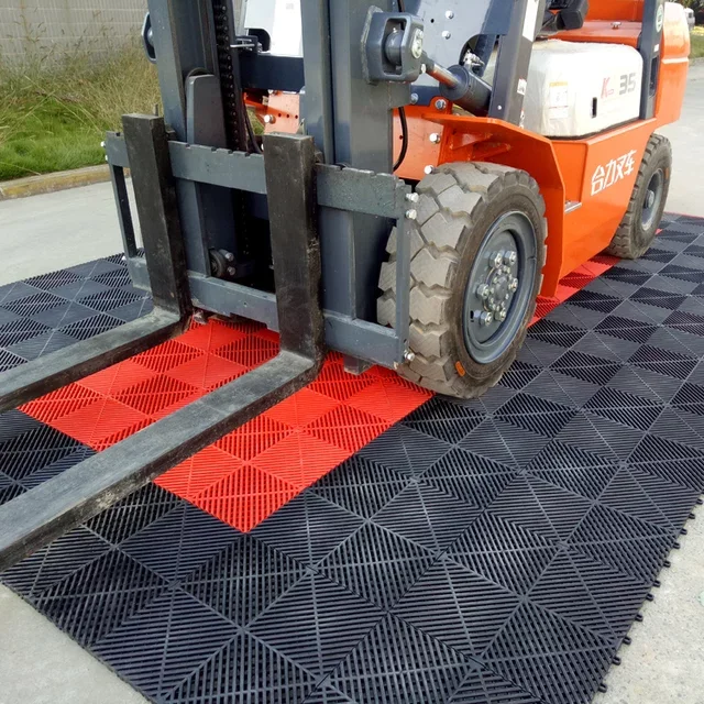 couvre plancher interlocink plastic floor tile pp tiles price splicing grid floor carwash garage floor tiles