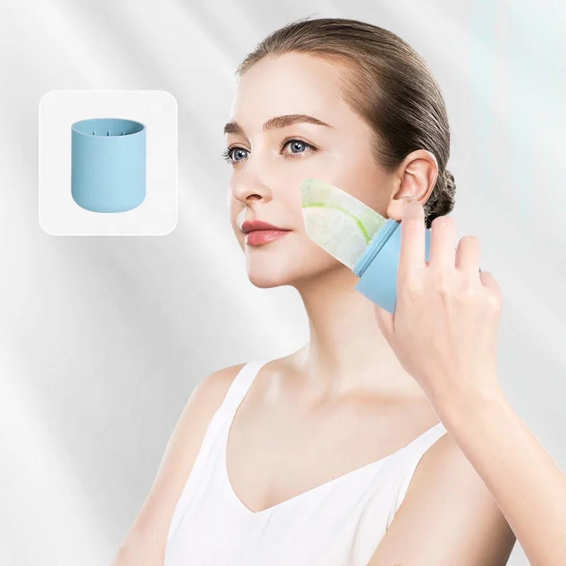 Wellfine 3-In-1 Silicone Cube Roller Ice Massage Ball Upgrade Ice Face Roller Mold Ice Roller for Face