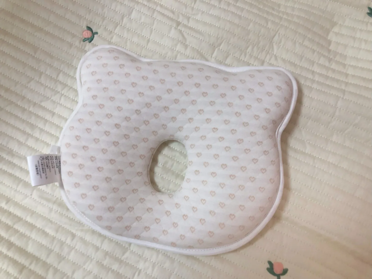 Best Selling Bear Pattern Baby Pillow Memory Foam Newborn Baby Pillows Multifunctional Dropship