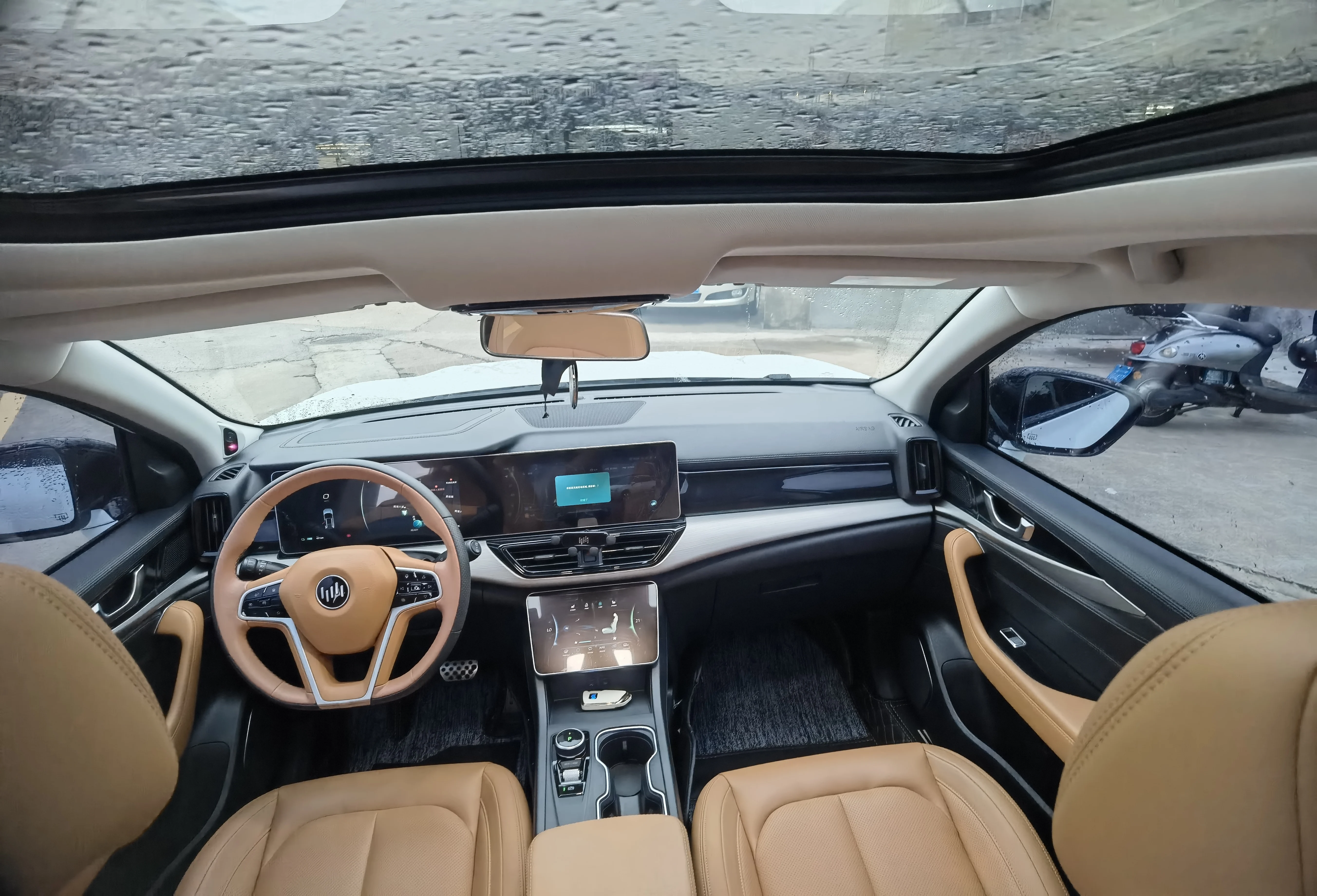 Weimar W6 2021 Weimar W6 520km PRO All-rounder   range 520km  hot selling fairly used car hot selling car white