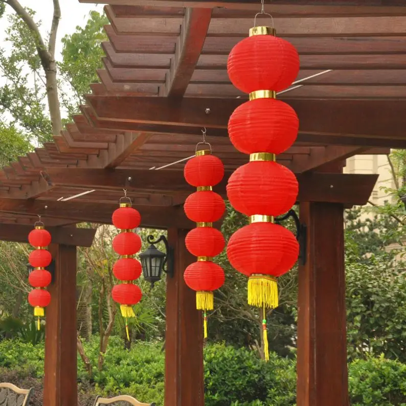 Traditional Chinese Outdoor Red Lantern New Year Decoration