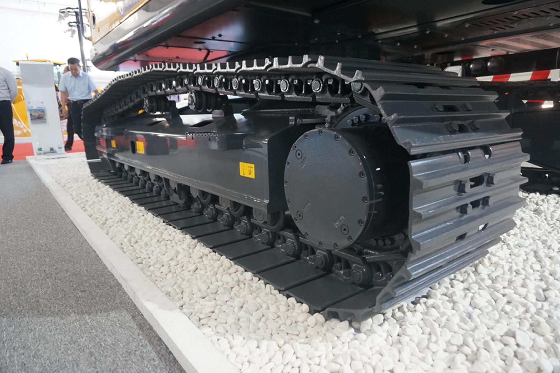 XE215C Isuzu Engine 21 ton Micro Excavator Machine Sales