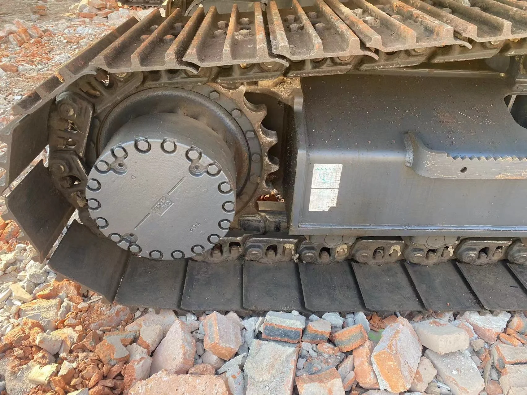 Medium Komatsu 200-8 Excavator Original Used Excavator Imported From Japan Cummins Engine Used Komatsu Excavator