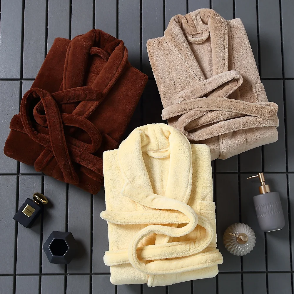 Thick 100% Flannel Coral Fleece Hotel Bathrobe Plush Bath Robe For Women and Man