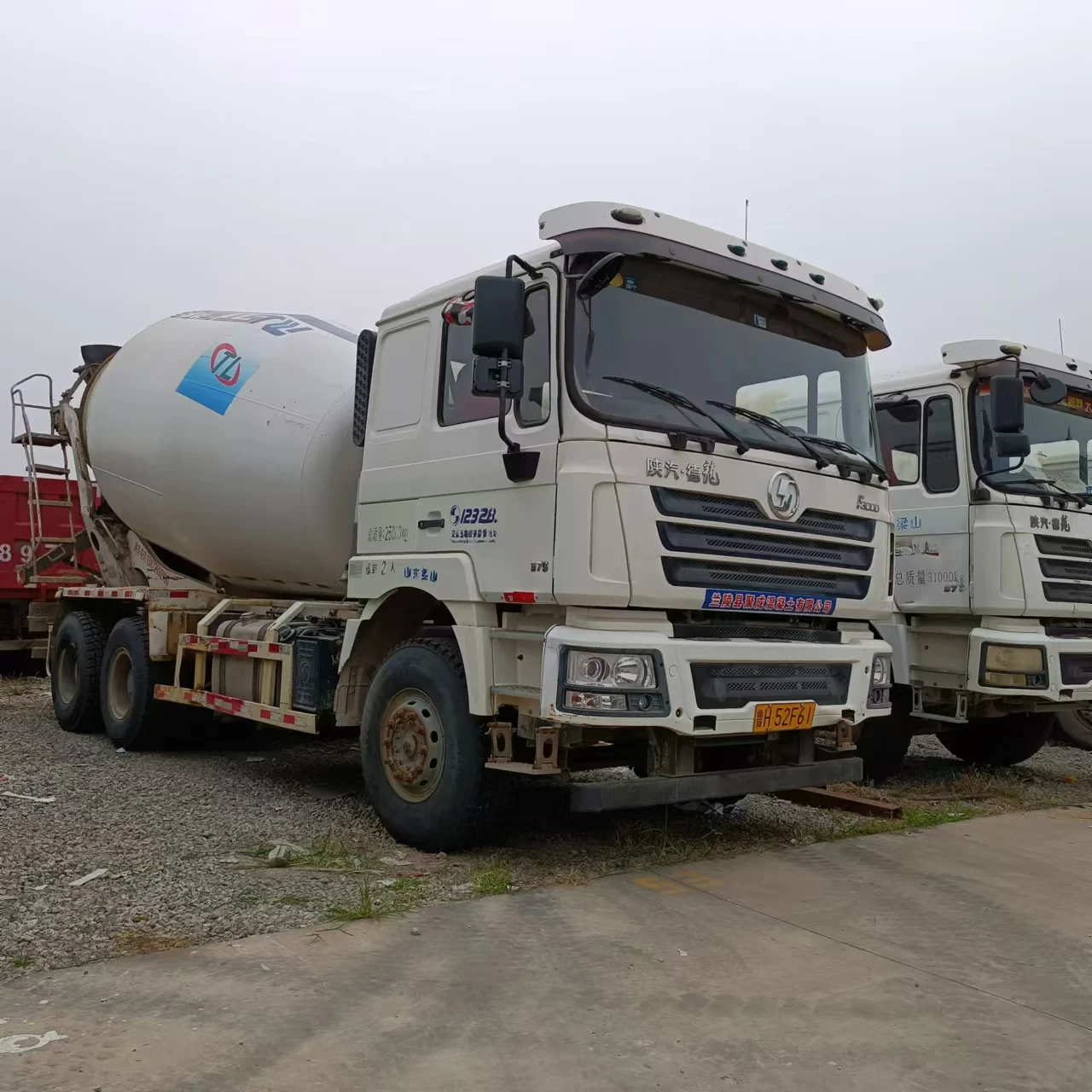 Delong 6x4 Type 10 M3 Concrete Mixer Truck Dci 420 Hp Engine E2 and E5 Lhd Mixer Truck