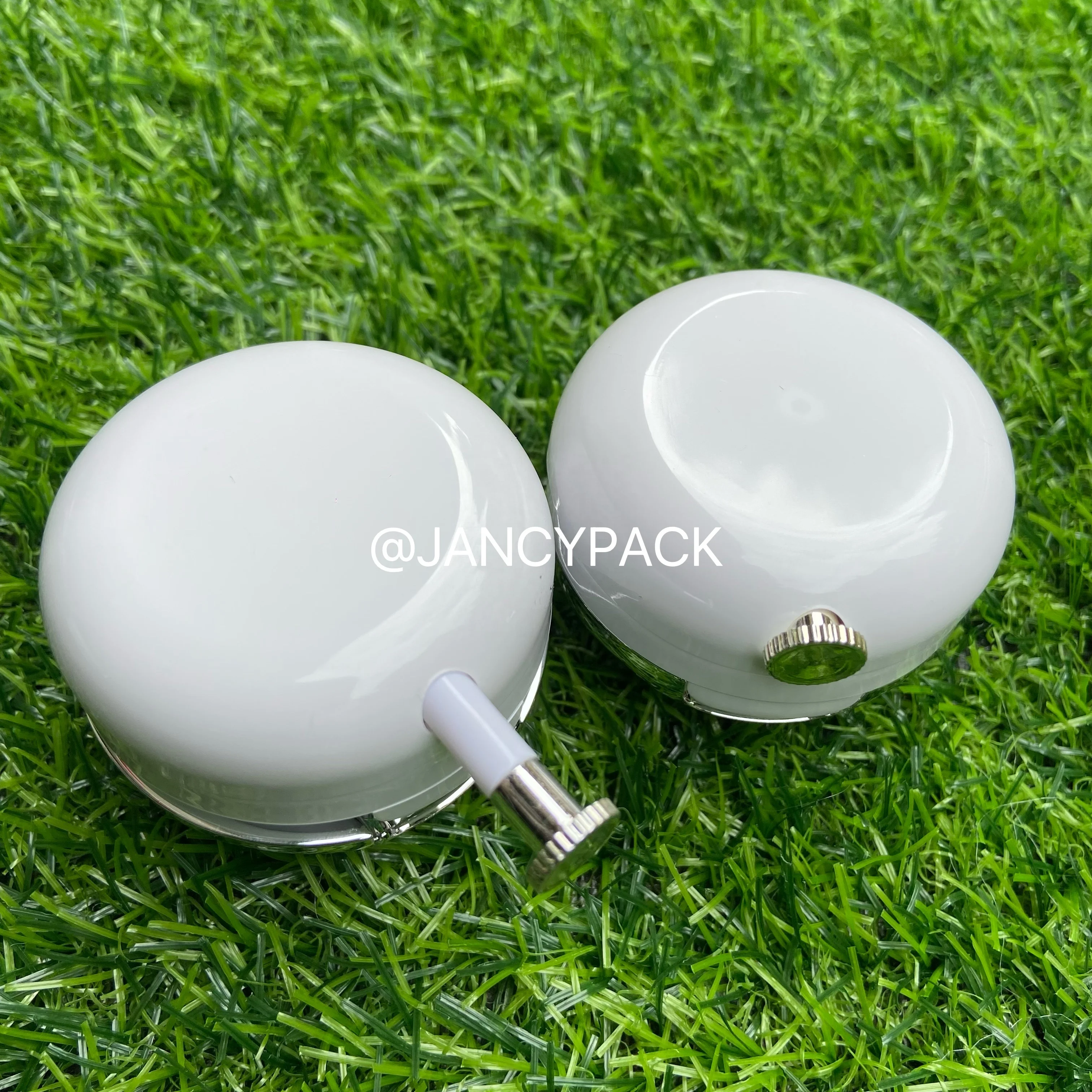 JANCY PACK Round White Lipstick Container case Plastic Lip Balm Jar Scrub with Stick