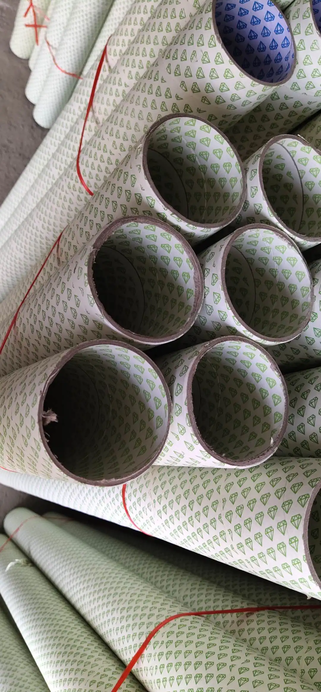 Аппарат для нанесения уплотнительной ленты/умное оборудование покрытия