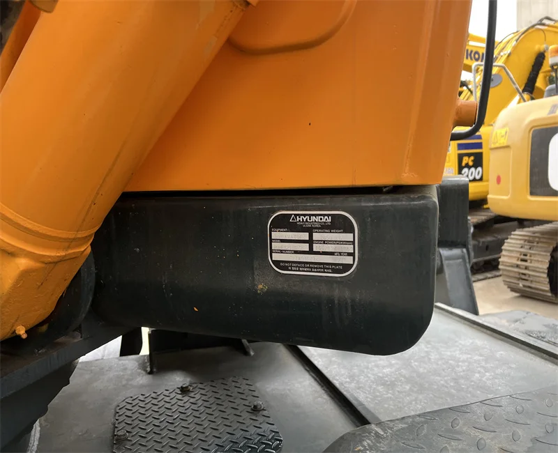 good condition HYUNDAI 210w-9s used wheel excavator in stock