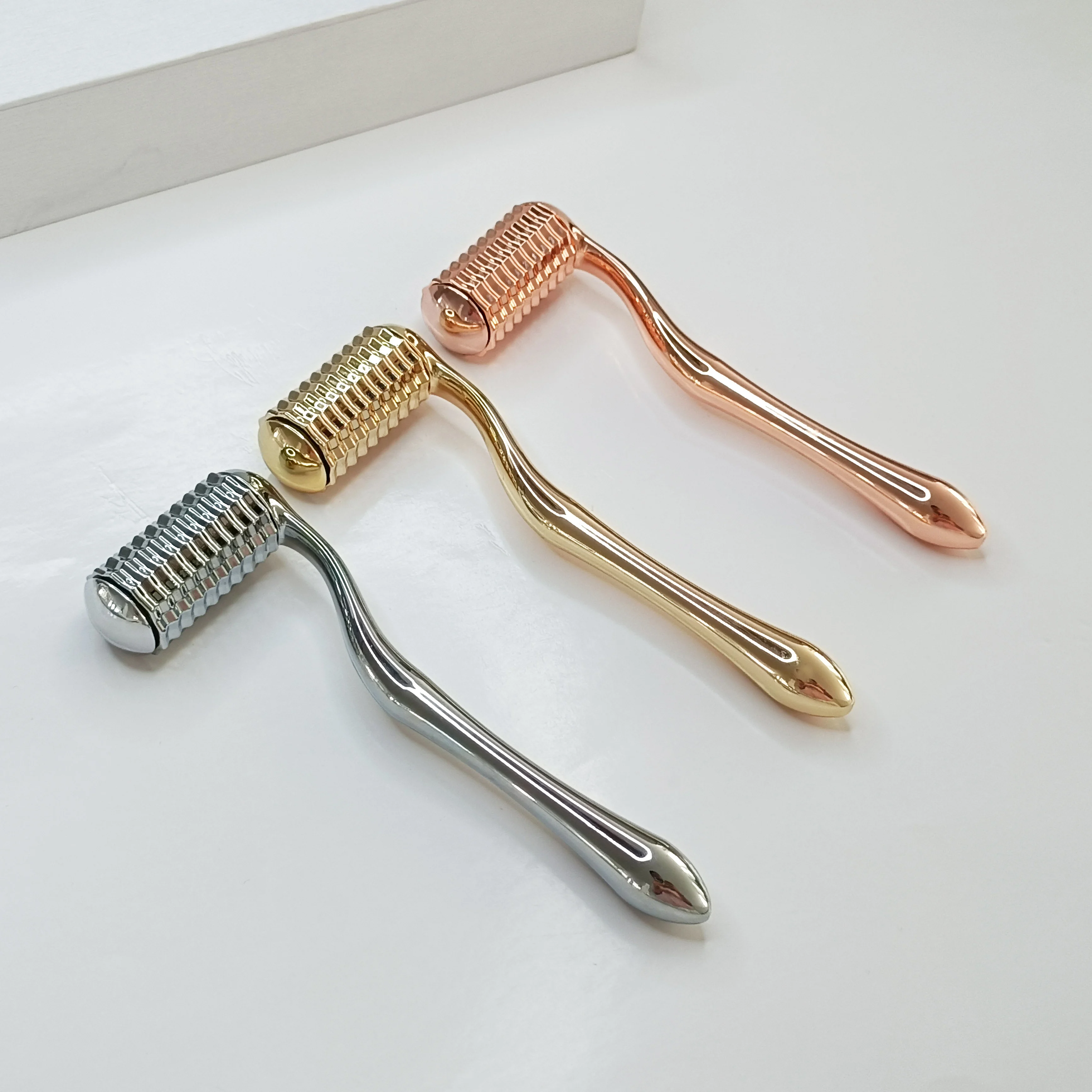Metal Derma Roller Skin Needle Anti-Cellulite & Winkle Removal Facial Massage Roller Slimming Umbrella
