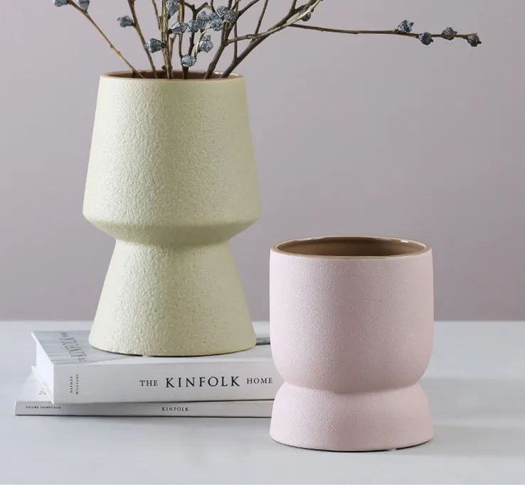 Nordic simple Morandi vase ceramic vase handicraft home furnishing soft decoration dry flower arrangement art decoration