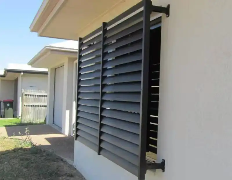 Modern Architectural privacy screen Shrouds awning Commercial no rust Sun Shades metal aluminum window hood