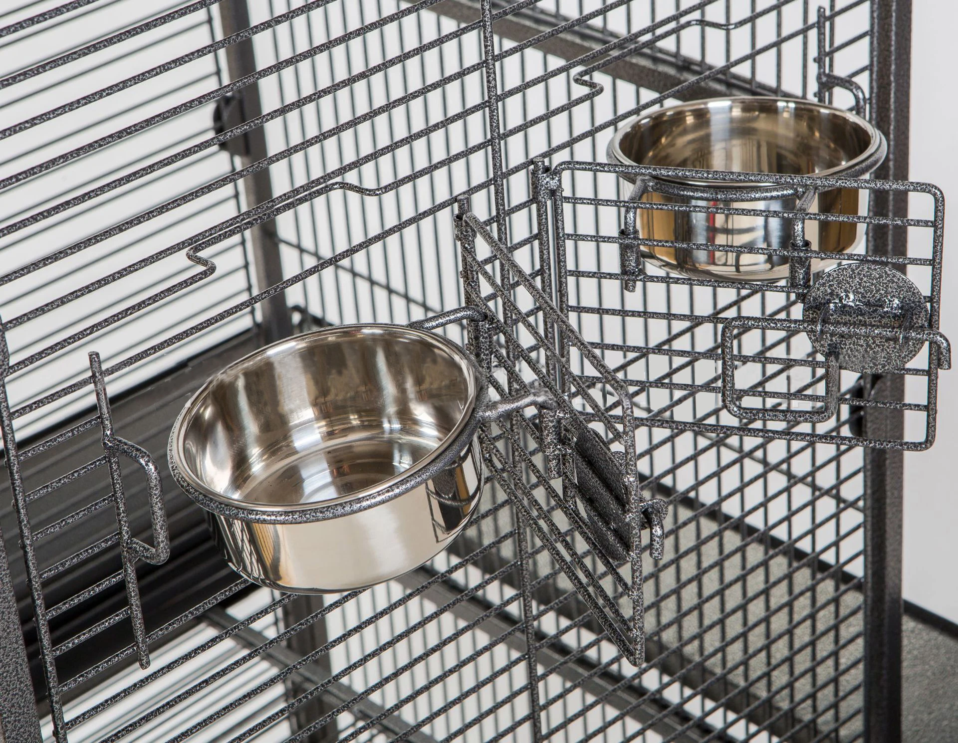 Wholesale Metal Stainless Zoo Animal Veterinarian Cat Cages Wire Panels For Chicken Bird Cage Aviary Big Cage Large