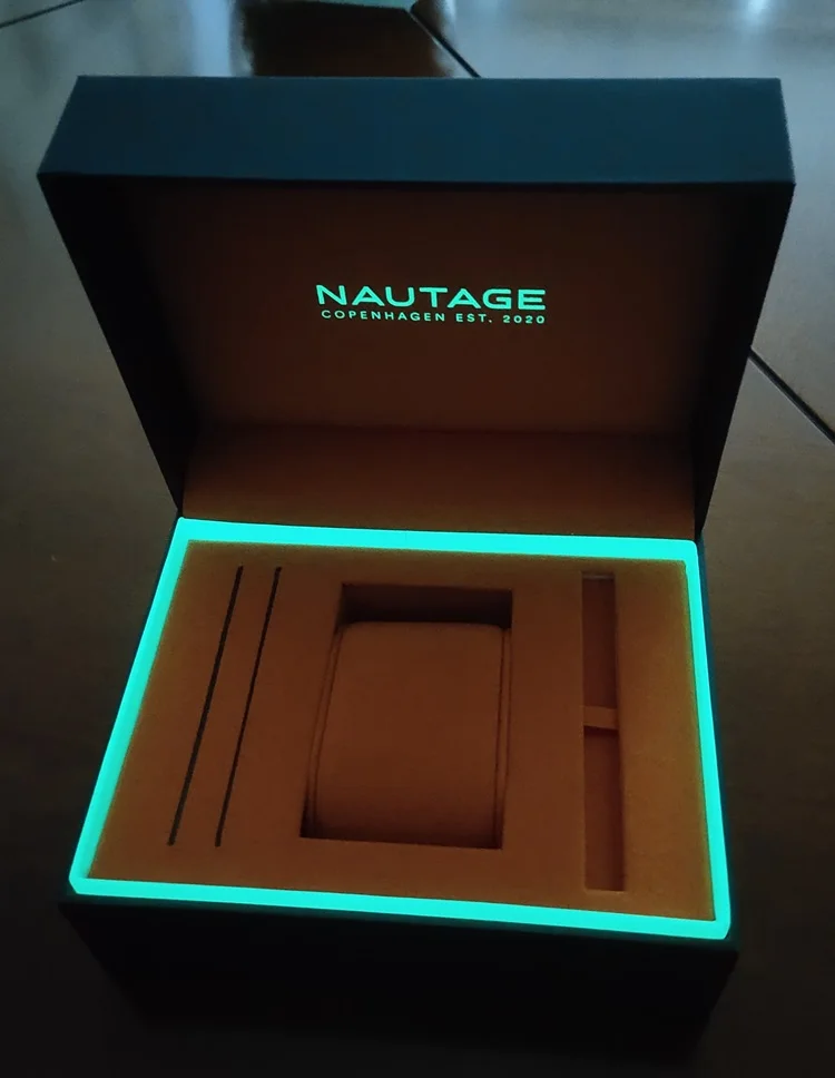 Customized Fashion Personalized Luminous Watch Box Gift Watch Box