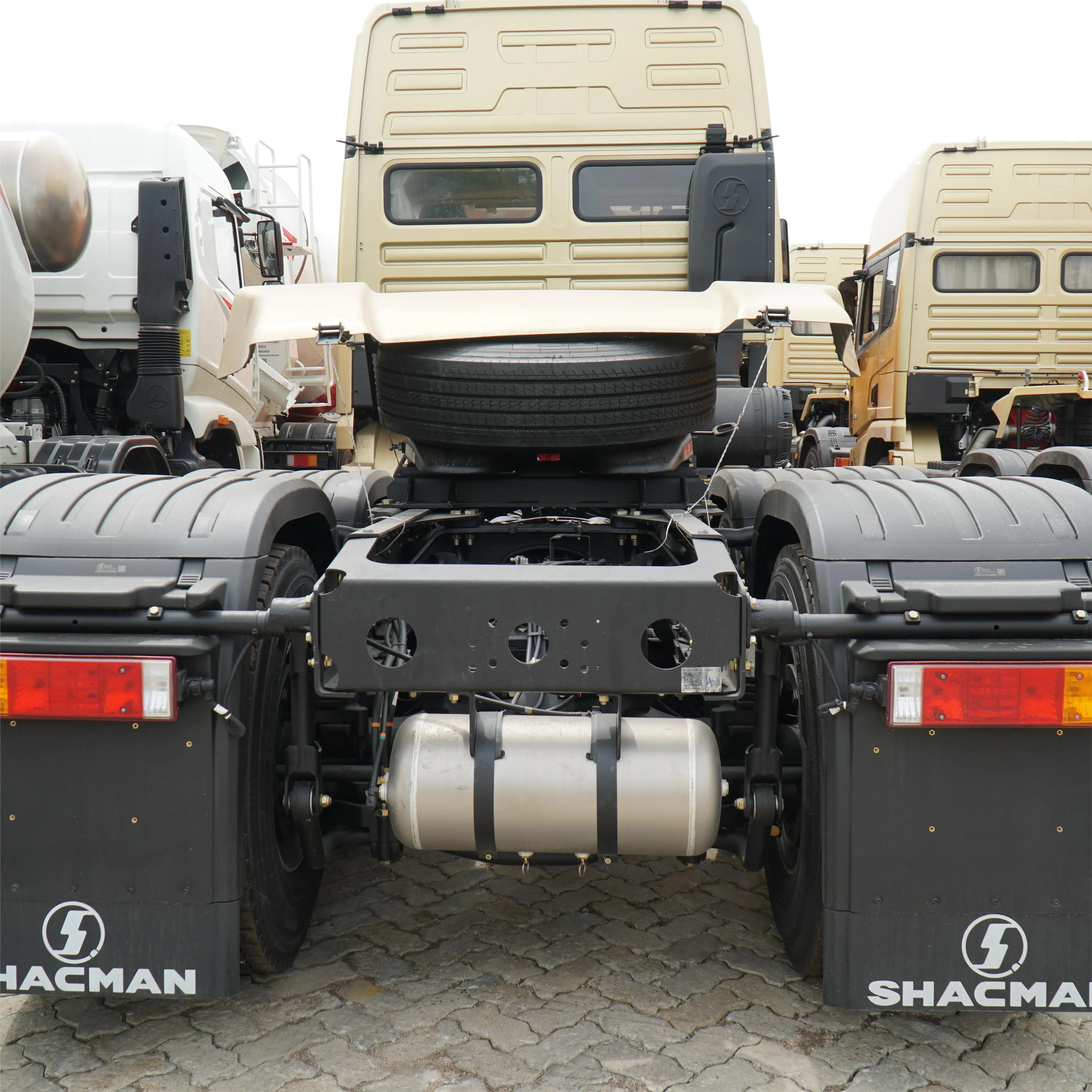 New Shacman X3000 6x4 Heavy Truck Euro 2 Emission Left hand for Algeria
