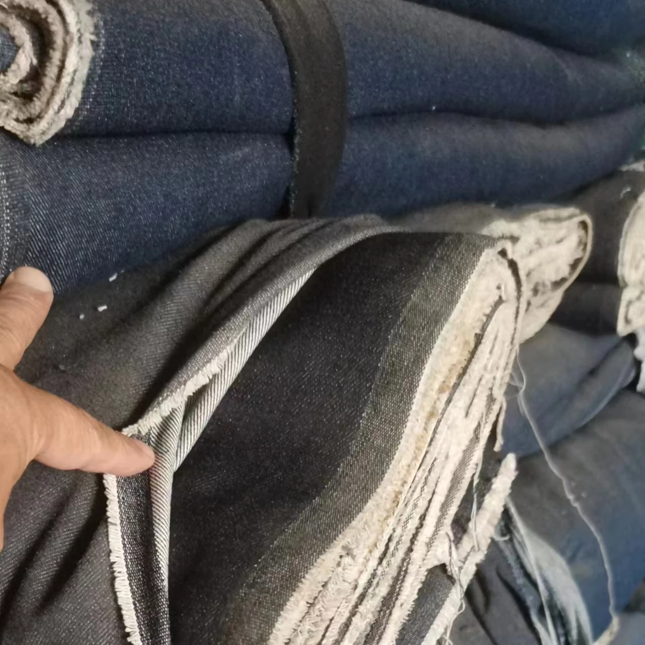 Cheap Price Stocklot of Jean Fabric Stocklot, Cotton Denim Jean Fabric