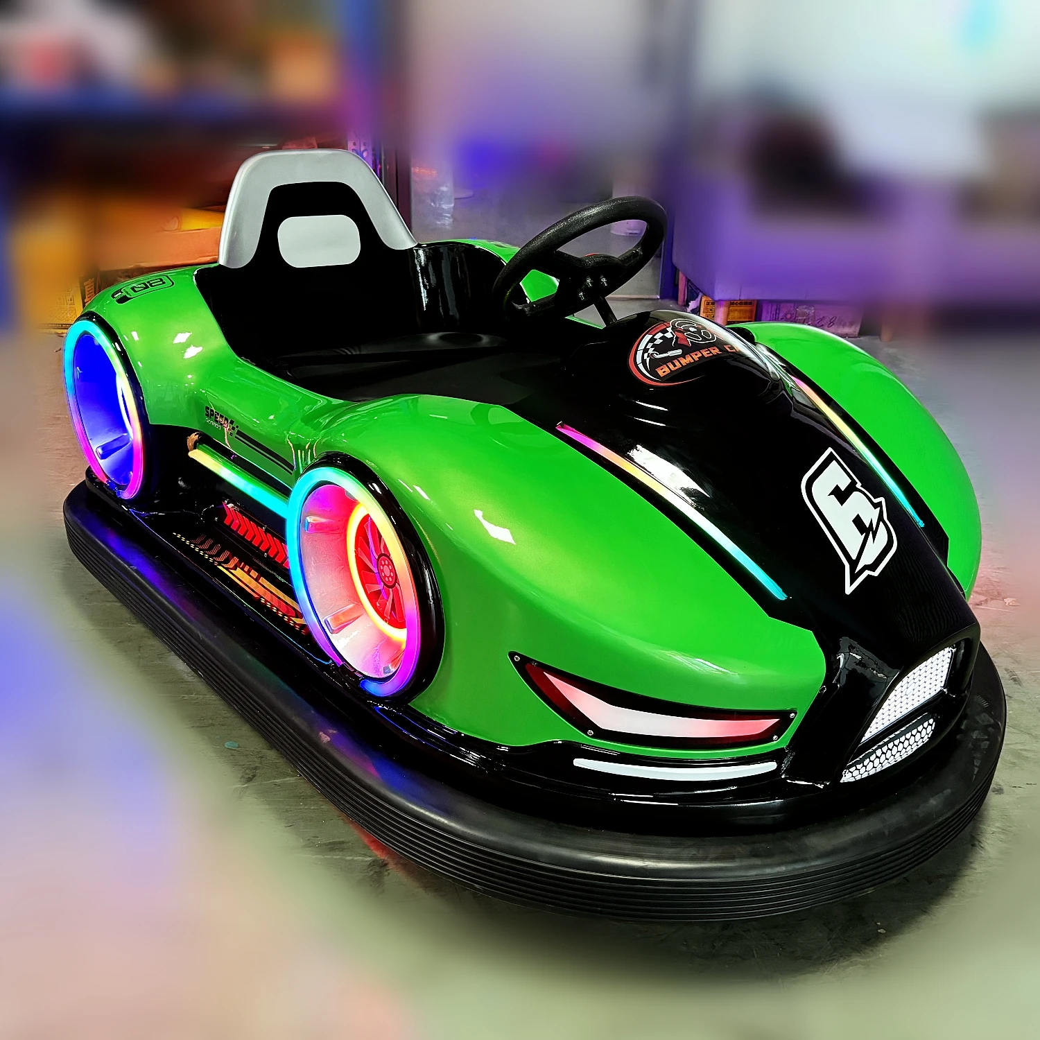 2024 лучшее оборудование для парка развлечений цена взрослый бампер автомобиля из стекловолокна гоночный автомобиль продажи