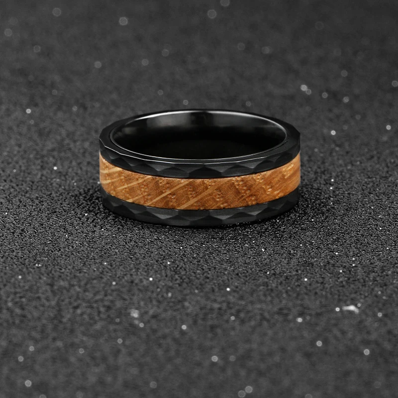 8mm brushed hammered with whiskey barrel wood titanium ring for men zirconium ring black ring jewelry