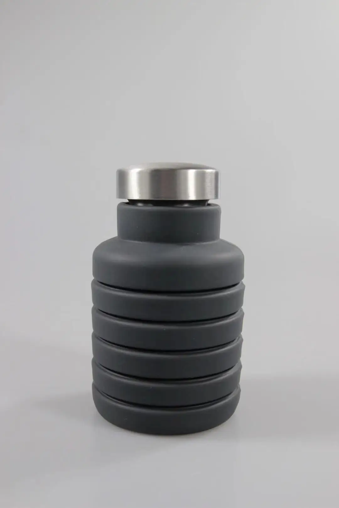 100%Food Grade best selling colorful new design customization upon outdoor drinking folding