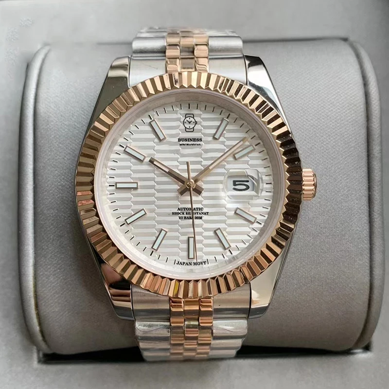 Luxury Calendar Display Automatic Movement Watch Waterproof Sapphire 904L Stainless Steel