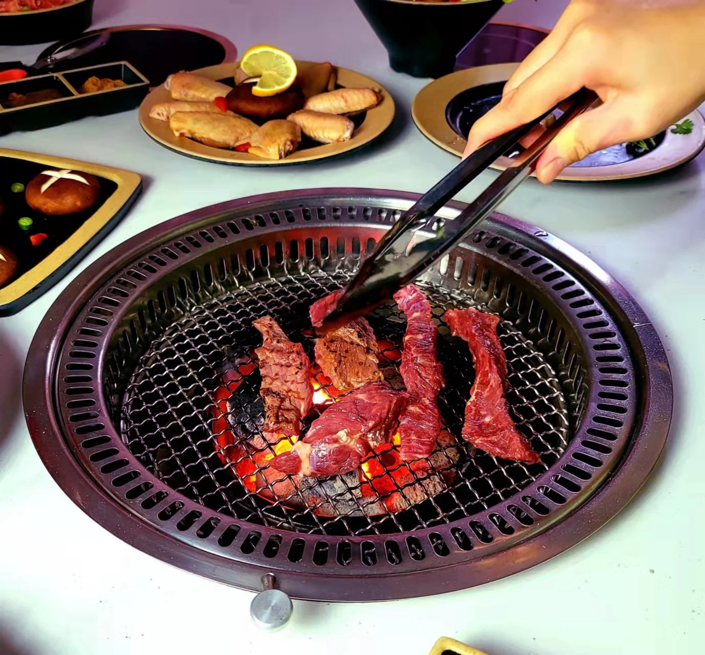 CENHOT Round Shape Smokeless Korean Charcoal BBQ Grill For Restaurant