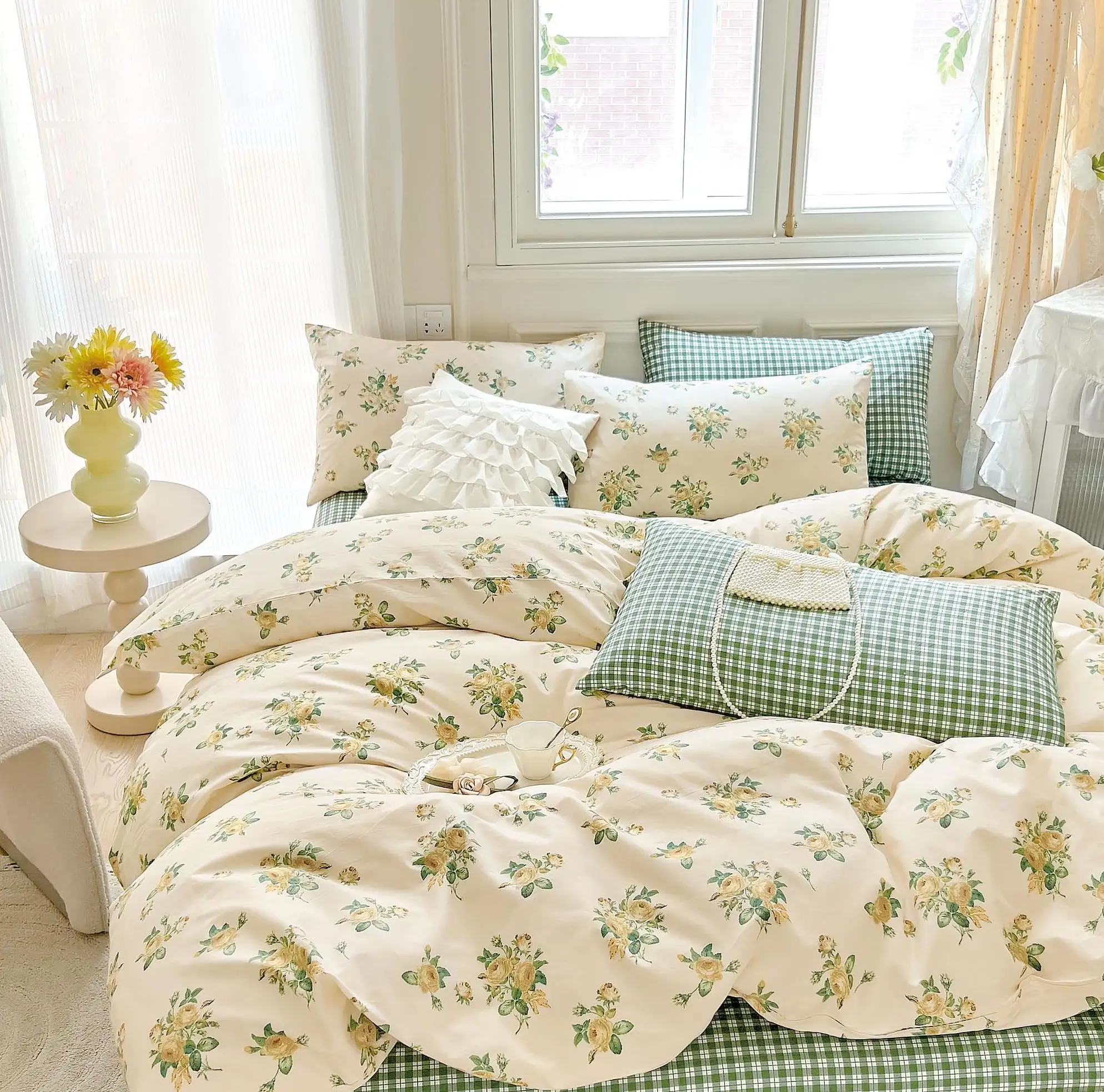 Nantong supplier 100% cotton fiber fabric for bed sheet set 235cm width twill satin fabric