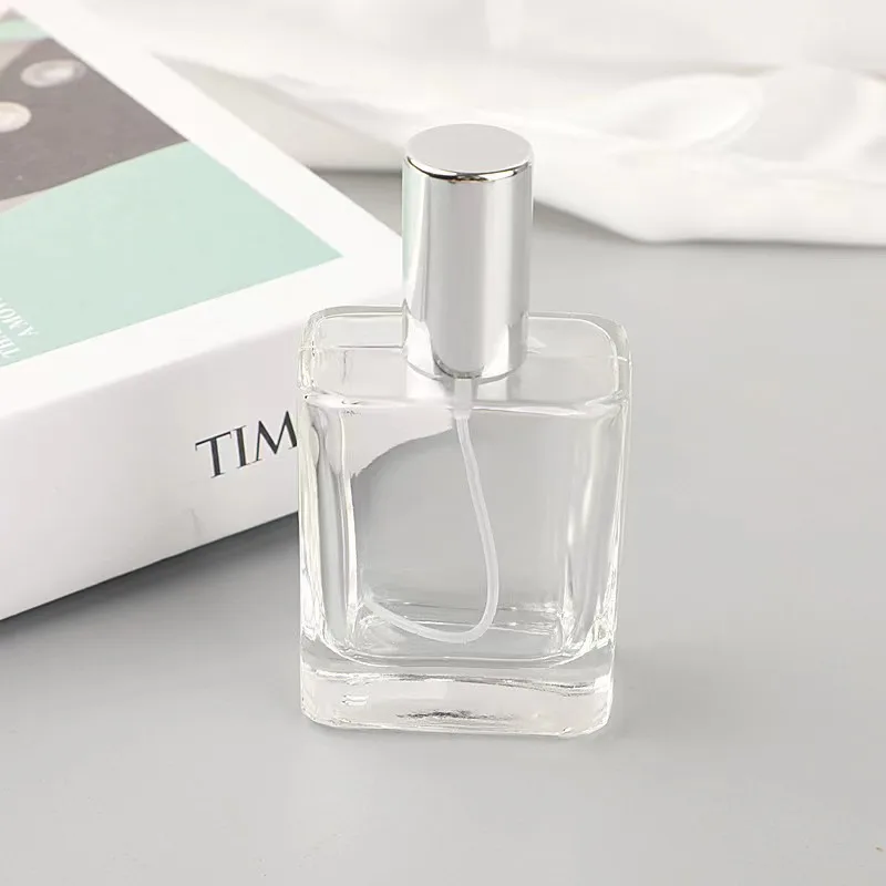 30ml 50ml 100ml High quality luxury bottle perfume glass with magnetic perfume cap and manual gift box