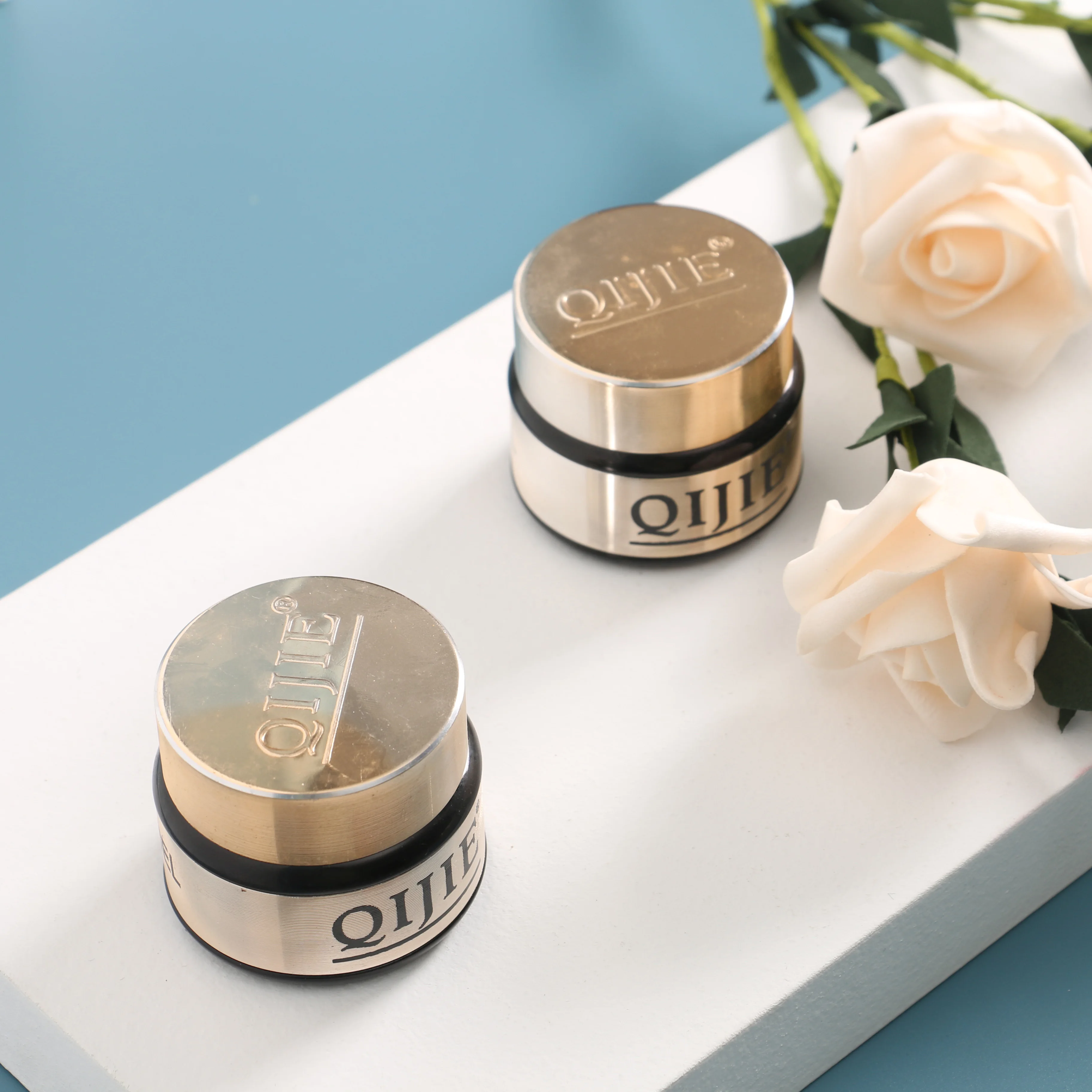 Gold Aluminium Luxury Empty Glass Jar Cosmetics Containers and Packaging 50g