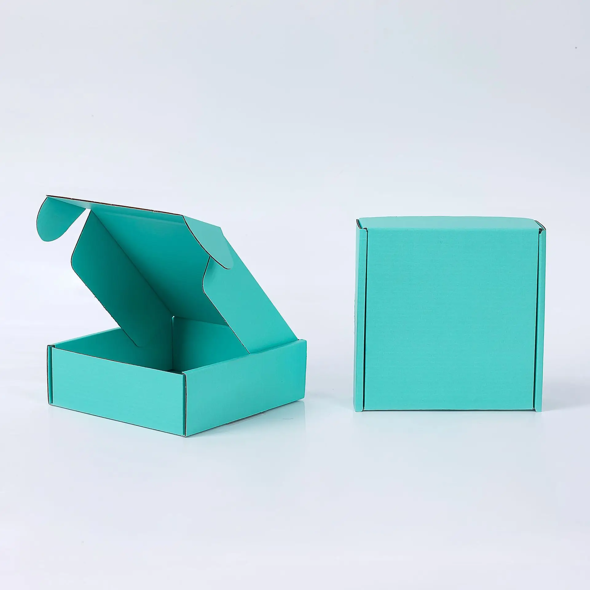 Good Price Customized logo black clothing packaging corrugated paper box in stock/custom free sample