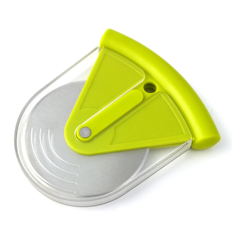 Plastic handle cheese wheel cutter / cheese cake cutters / Pizza Cheese Cutter